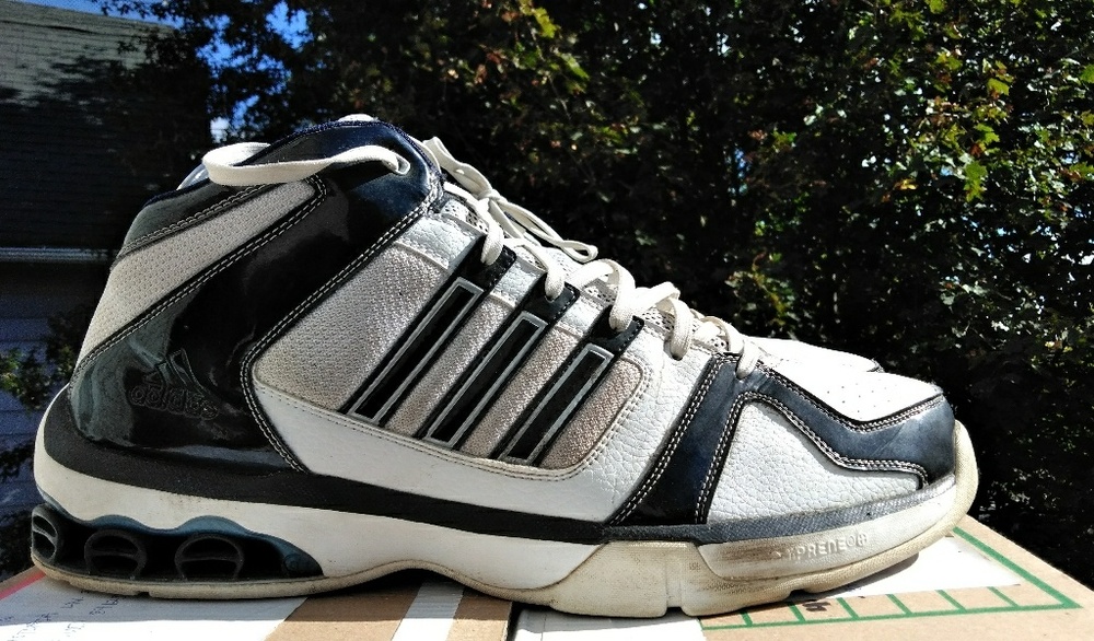 Adidas Commander Basketball Sneakers